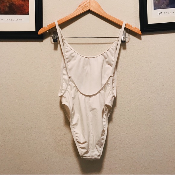 💍Fashion Nova Bride One-piece Swimsuit👰🏽 - Picture 4 of 6